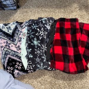 3 pairs of Maurice’s pajama pants, size medium!